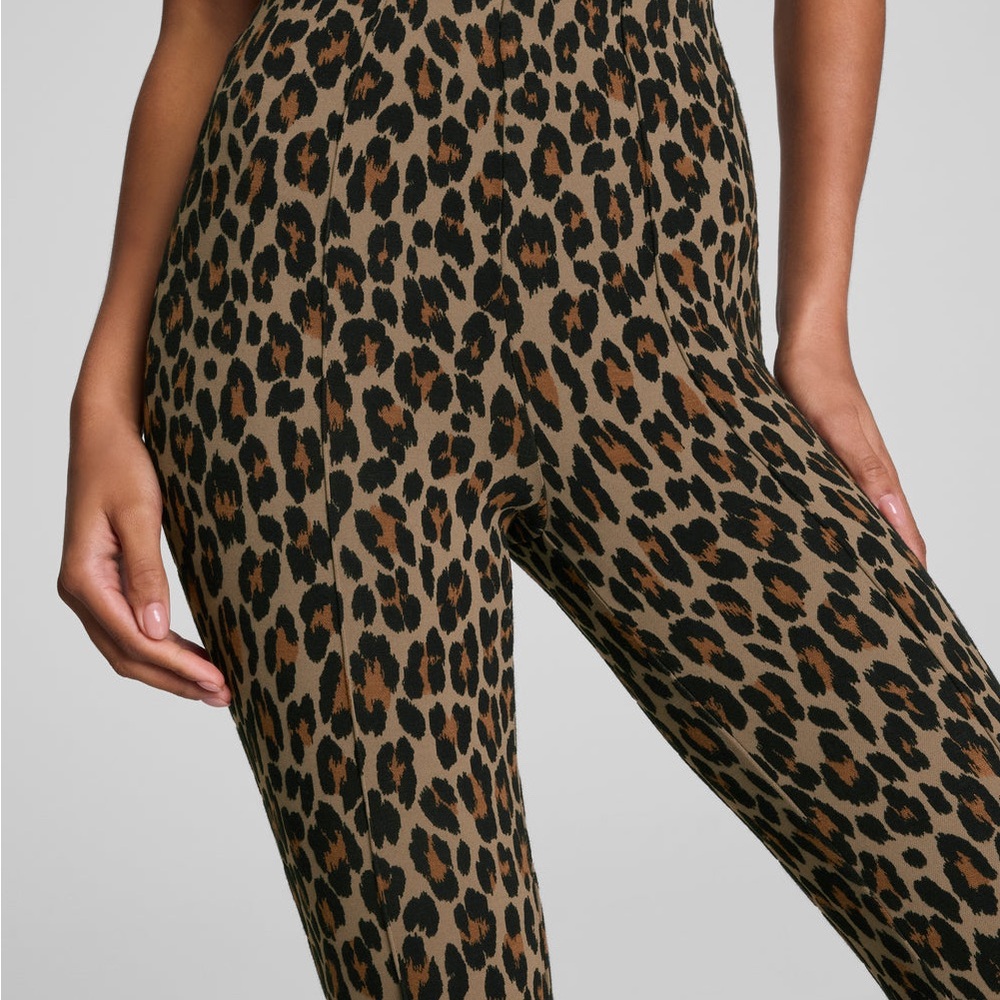 SPANX Leopard Print Ponte Micro Flare Pant NWT Size Large Petite - Picture 5 of 6